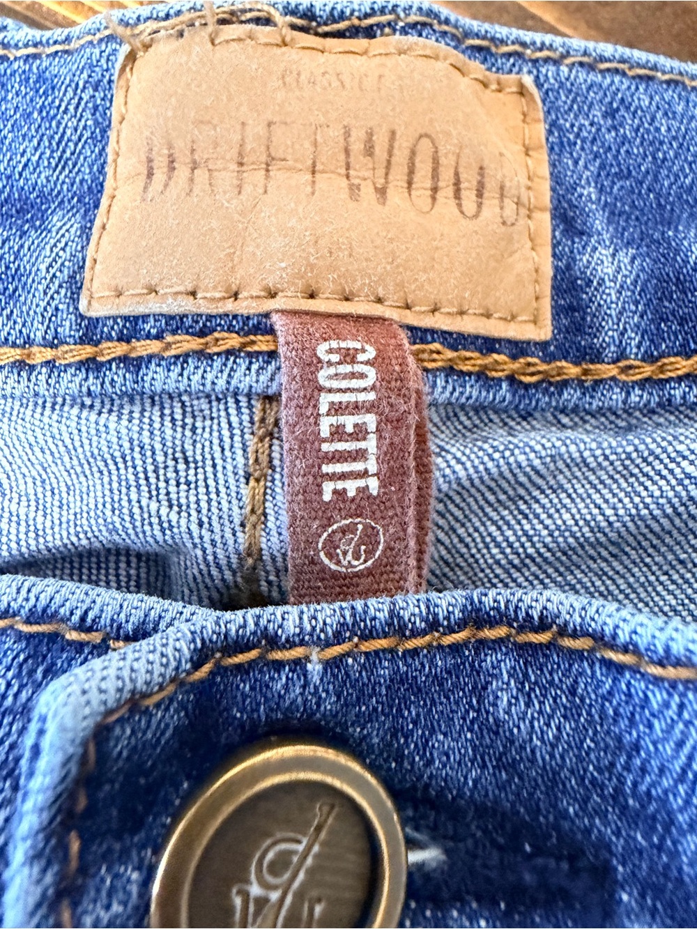 Driftwood Colette Embroidered Frayed Hem Crop Jeans Women’s Size 30 Boho Floral - Picture 4 of 6